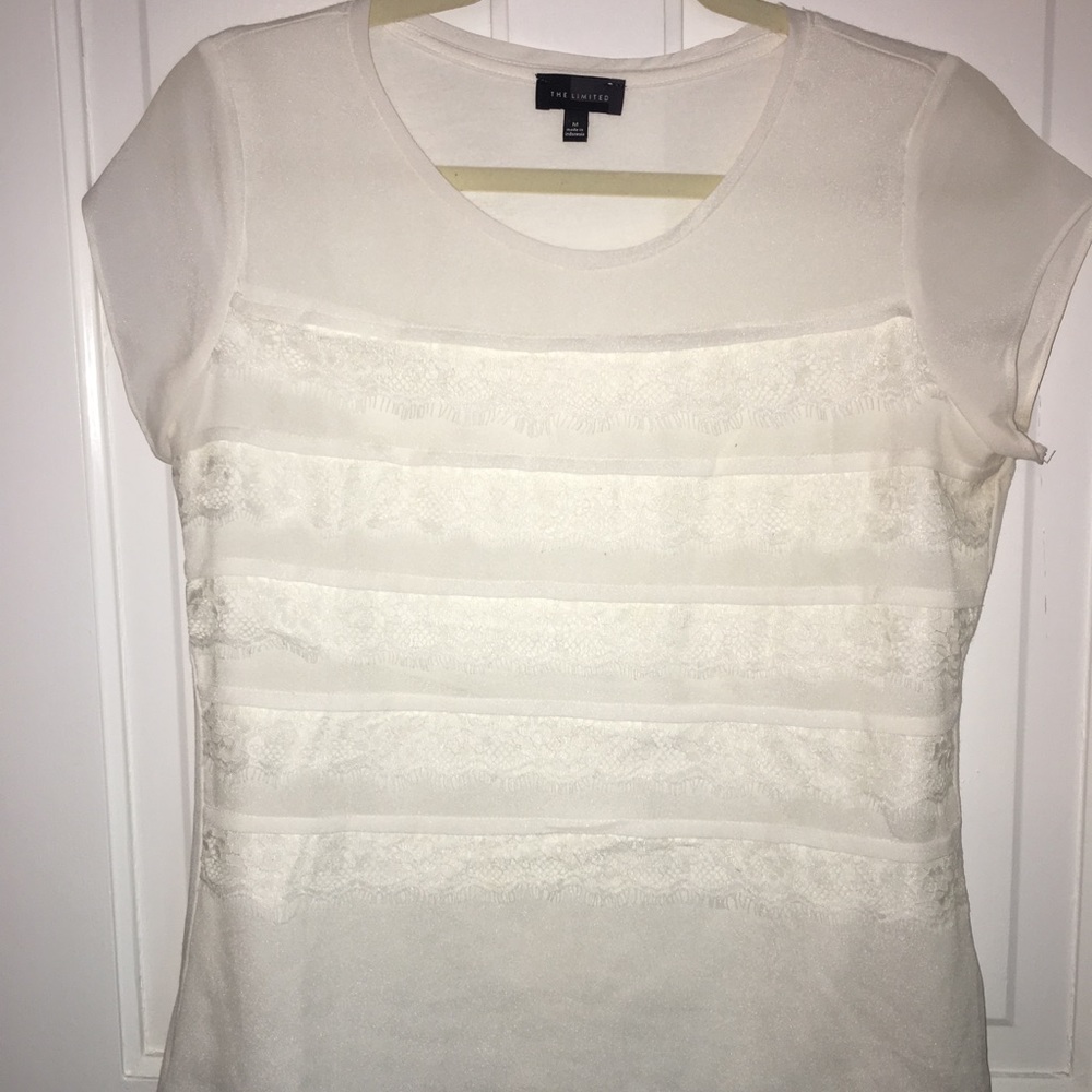 Short sleeve limited top